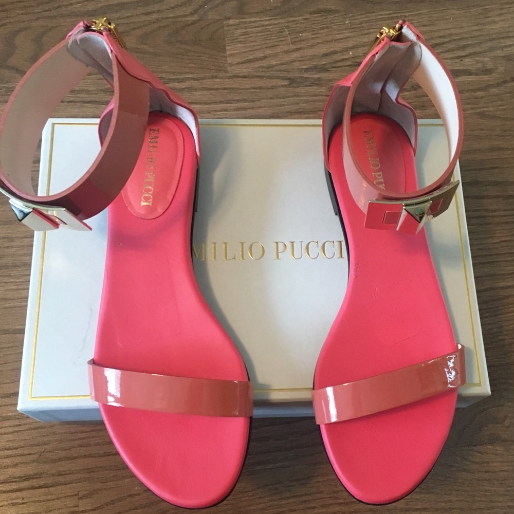 Emilio Pucci | Patent Sandals | Size 39 | NWOT
